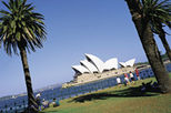 Sydney: Bondi and Kings Cross Tour plus Sydney Harbor Lunch Cruise