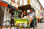 Trishaw Ride and Dinner in Singapore's Chinatown plus Bumboat