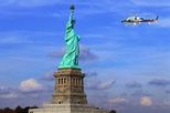 Private NYC Helicopter Tour: Manhattan by Moonlight
